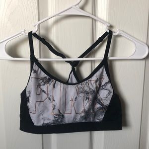 VS PINK Ultimate sports bra